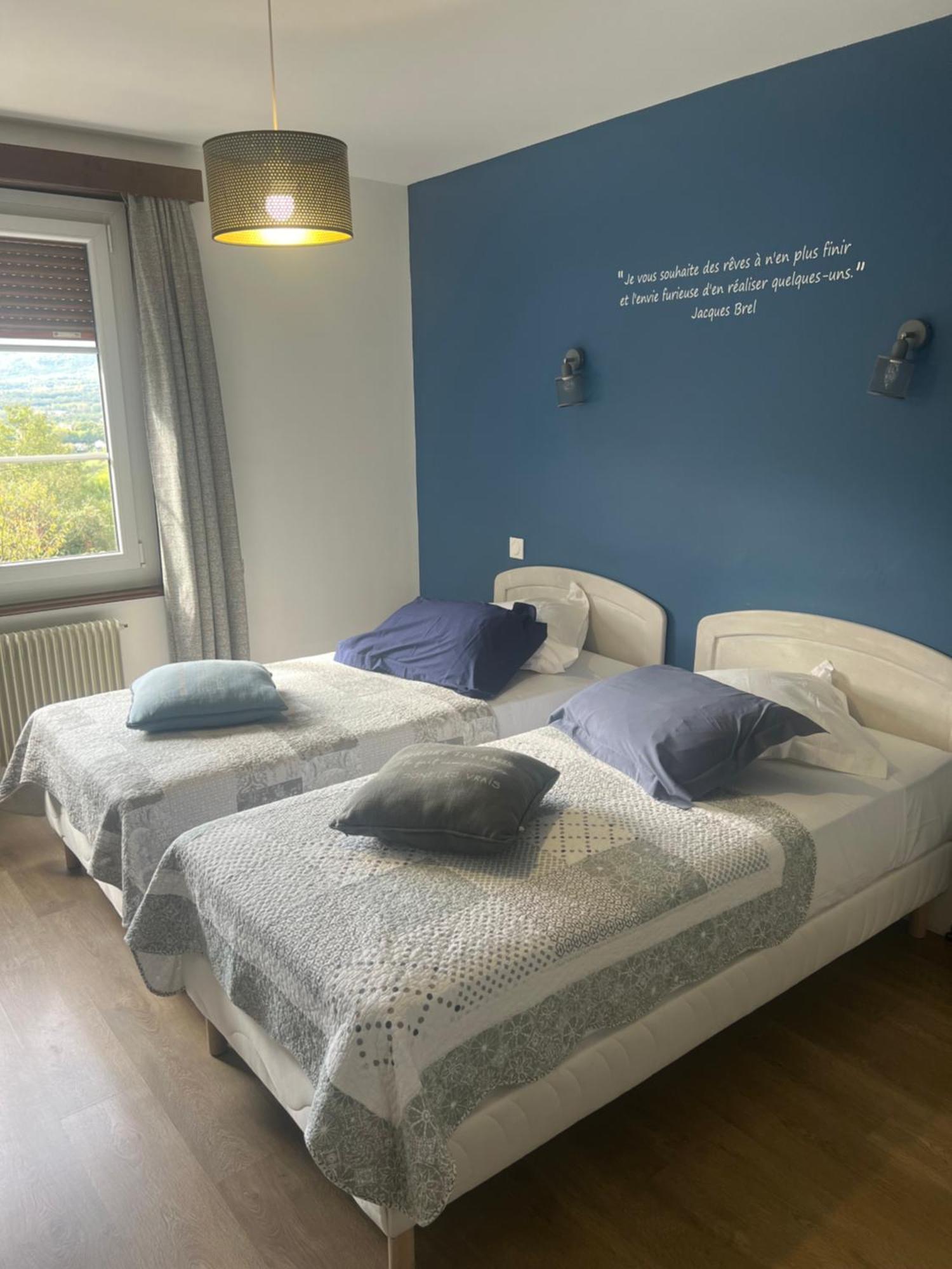 Hotel Le Sorgia Bellegarde-sur-Valserine Esterno foto